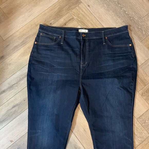 NWT Madewell Curvy High-Rise Skinny Jeans in Larkspur: TENCEL Denim Edition - Picture 4 of 11